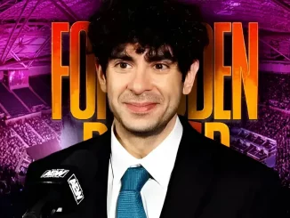 Tony Khan gibt beim Forbidden Door Media Call Auskunft