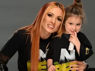 Becky Lynch mit ihrer Tochter Roux