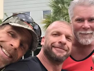 Gemeinsames Foto mit Shawn Michaels, Triple H und Kevin Nash