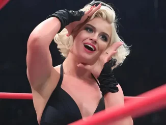 Toni Storm mit ihrer typischen Gesichtspose
