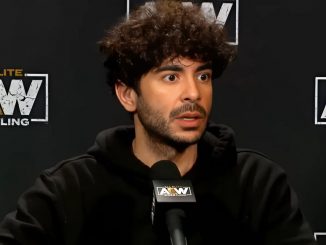 AEW Präsident Tony Khan ist sichtlich erstaunt