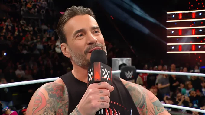 wwe-cm-punk-in-ring-promo-raw CM Punk hält eine In-Ring Promo vor den Fans