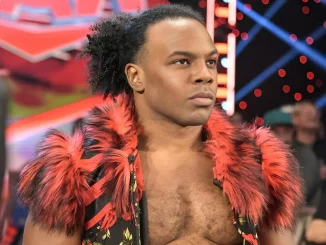 Xavier Woods marschiert für sein Match zum Ring