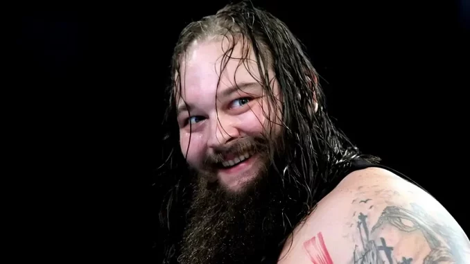 Bray Wyatt blickt verrückt, was die Situation noch dramatischer erscheinen lässt