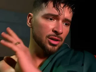 Ethan Page sichtbar angeschlagen