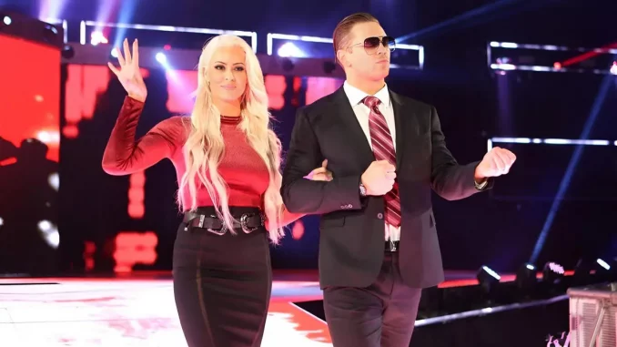 Maryse und The Miz auf der WWE Stage