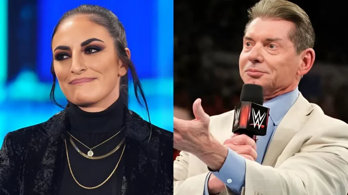 Foto mit Sonya Deville links und Vince McMahon rechts