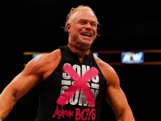 Billy Gunn steht lächelnd im Ring