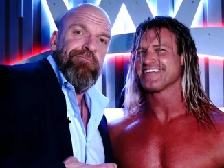Foto mit Triple H (links) und Dolph Ziggler (rechts)