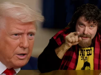 Foto mit Donald Trump (links) und Mick Foley (rechts)