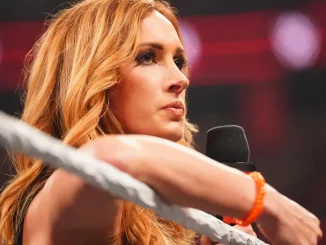 Becky Lynch emotional am WWE Mikrofon