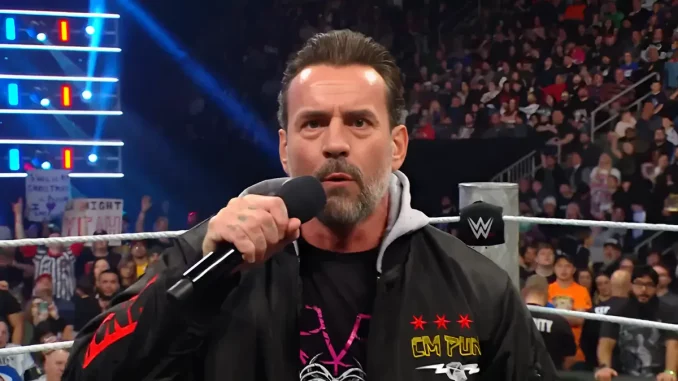 CM Punk spricht Klartext am Mikrofon