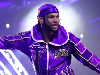 Leon Slater lässt sich feiern