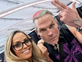 Gemeinsames, freundliches Foto von Trish Stratus und Jeff Hardy