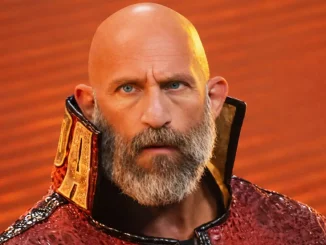 Tommaso Ciampa blickt angespannt