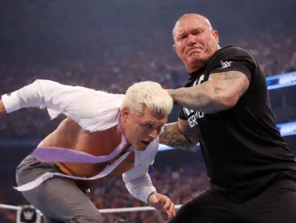 Randy Orton greift sich Cody Rhodes