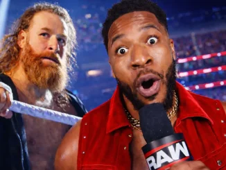 Sami Zayn am Ringseil und Trick Williams am Mikrofon