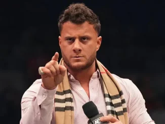MJF zeigt mit seinem Finger