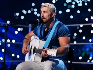 Joe Hendry gibt ein Live-Konzert bei WWE RAW