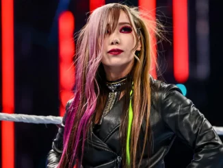 Kairi Sane steht im Ring