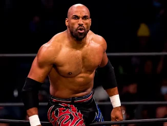 Scorpio Sky steht wutentbrannt im Ring