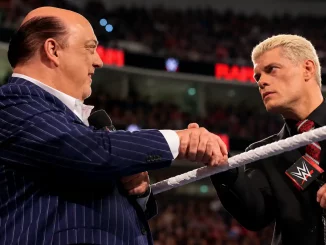 Paul Heyman und Cody Rhodes schütteln sich die Hand