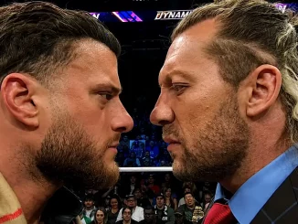 MJF und Kenny Omega stehen im Ring und liefern sich einen Staredown