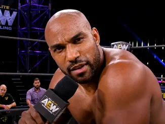 Scorpio Sky blickt für eine Promo in die Kamera