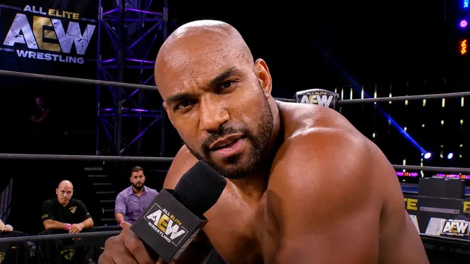 Scorpio Sky blickt für eine Promo in die Kamera