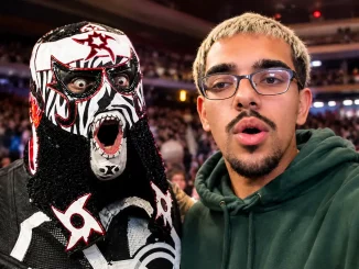 Penta und Streamer N3on in der Wrestling-Arena