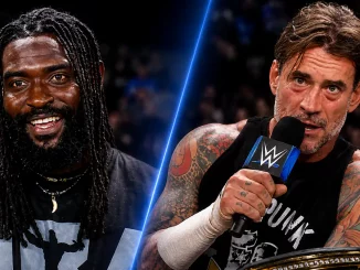 Foto zeigt Oba Femi links und CM Punk rechts in der SummerSlam Post Show